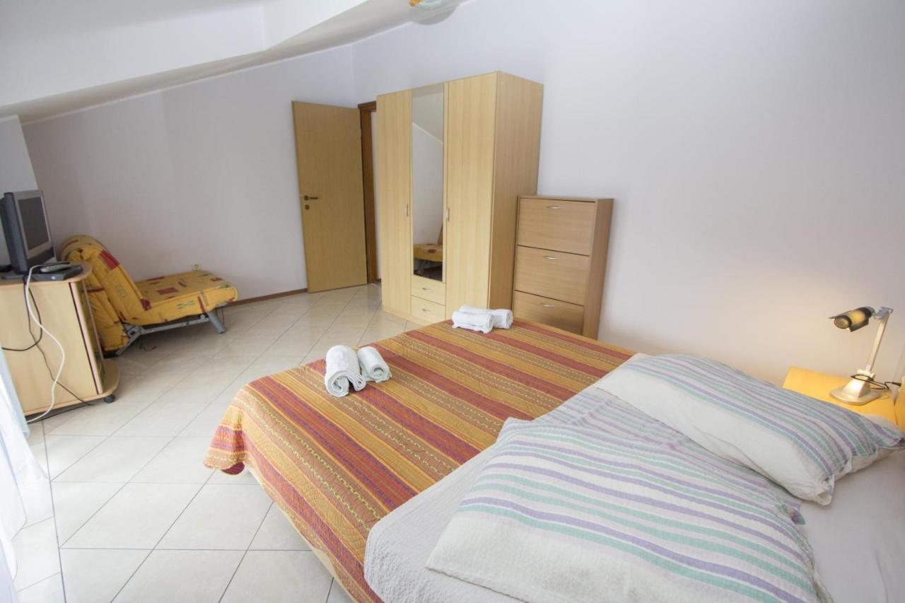 Apartments Rajci Rovinj Oda fotoğraf